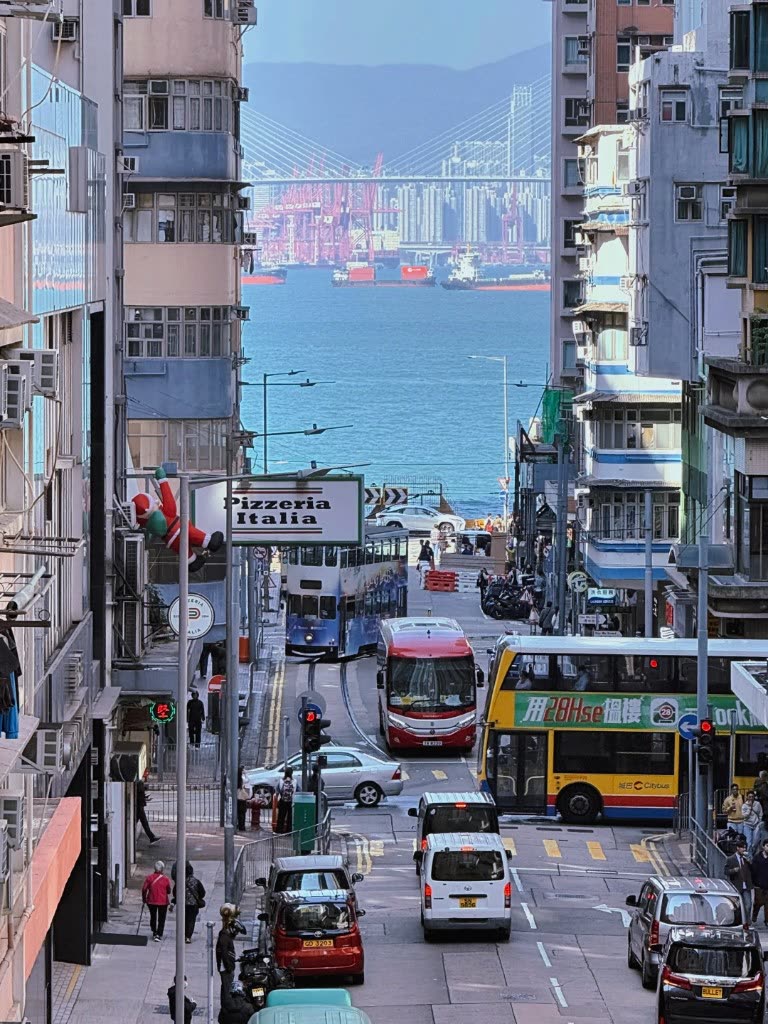 Street to harbour