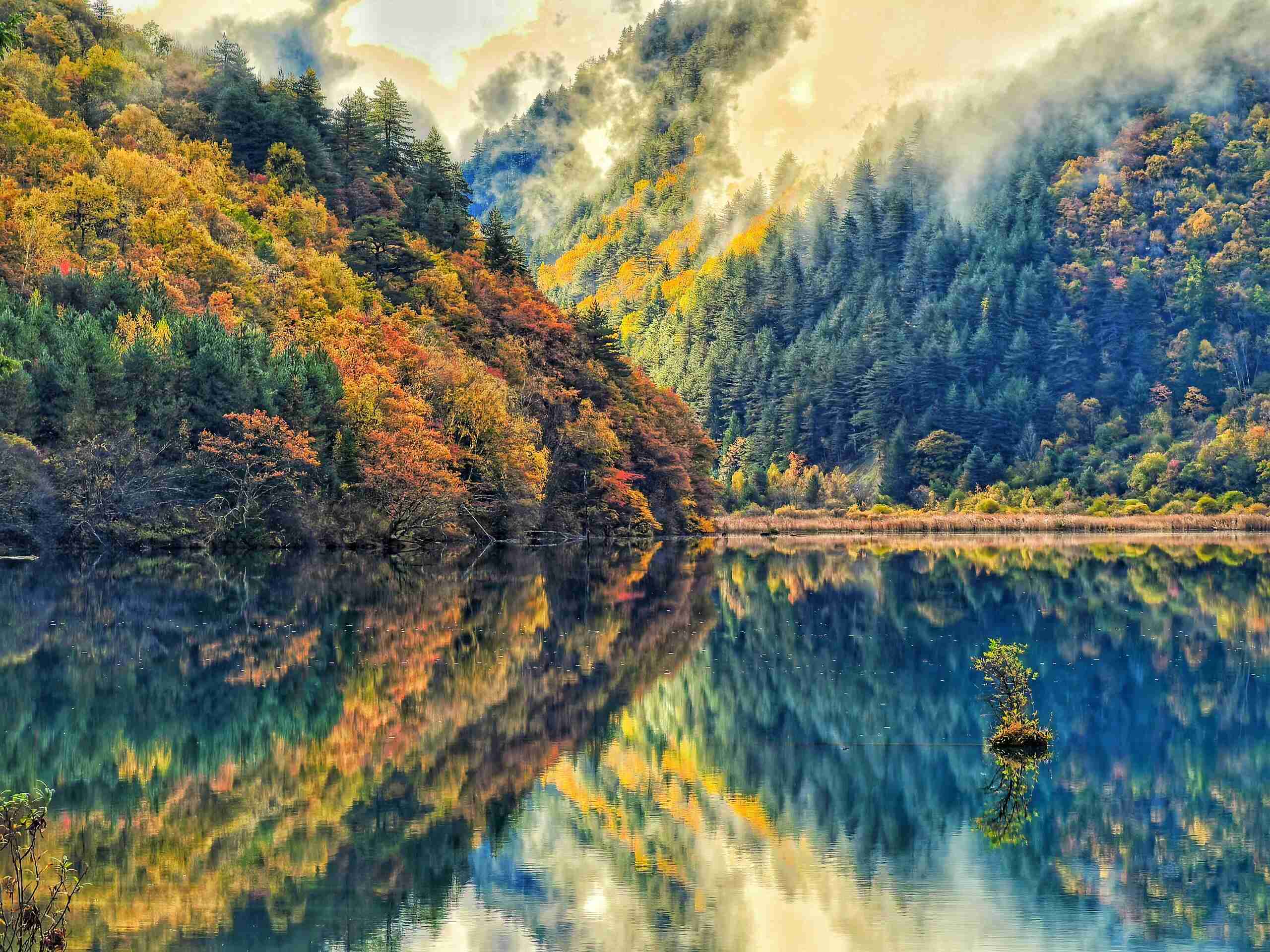 Jiuzhaigou Valley