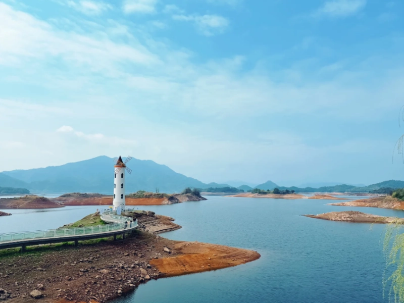 6-Day Hangzhou, Qiandao Lake & Huangshan Private Tour: Lakes & Mountains Paradise