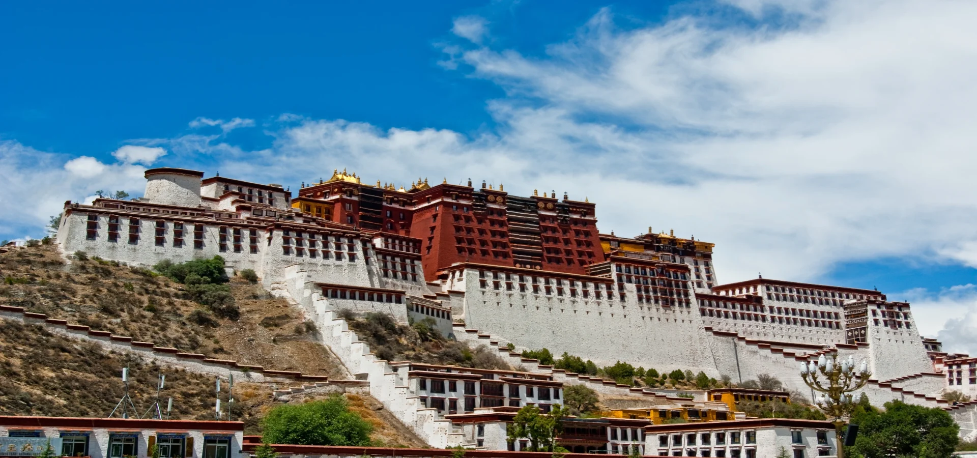 7-Day Classic Tibet Private Tour: Lhasa Highlights & Holy Yamdrok Lake