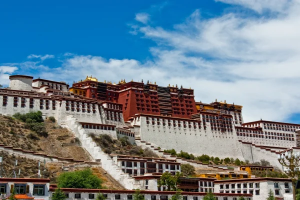 7-Day Classic Tibet Private Tour: Lhasa Highlights & Holy Yamdrok Lake