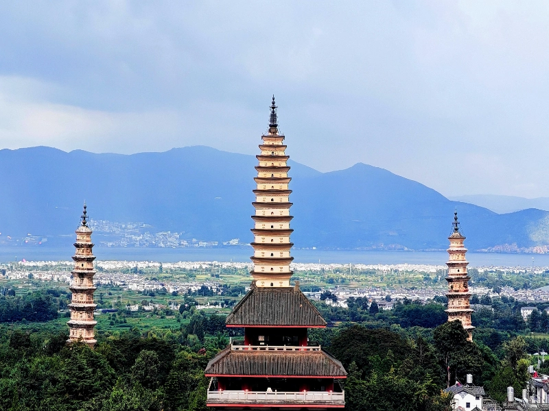 Explore Three Cities: Lijiang, Dali & Shangri-La 6-Day Pure Sightseeing Tour