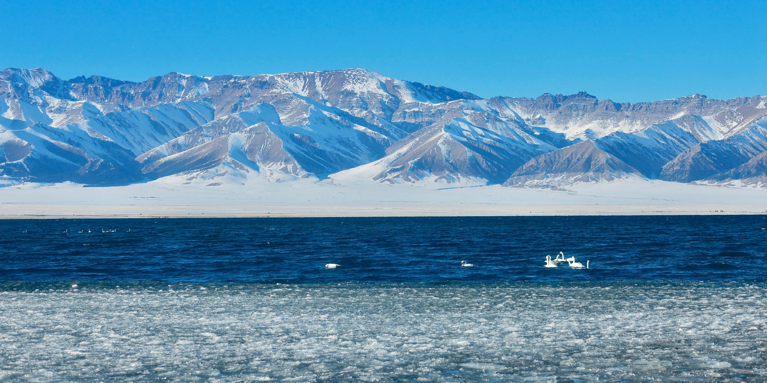 Xinjiang Snowy Plateau 10-Day In-Depth Tour
