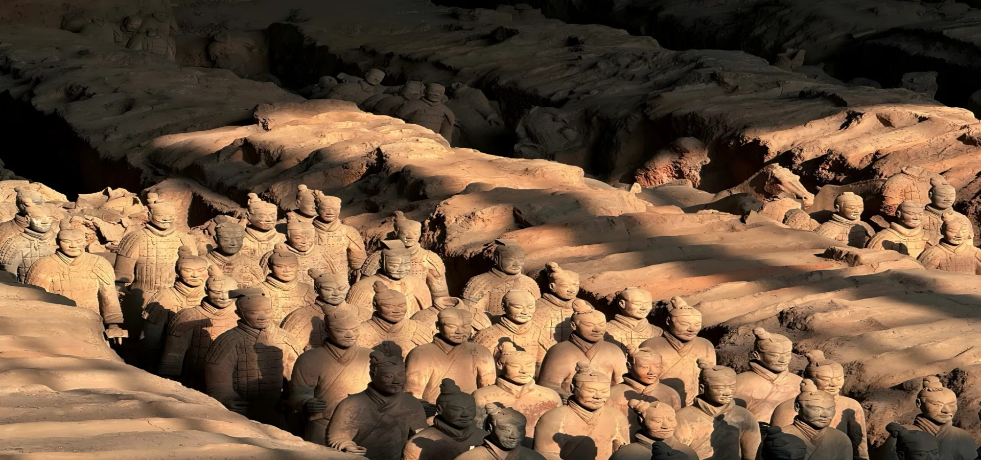 6-Day Best of Xi'an & Shaanxi: Terracotta Army, Mt. Huashan & Hukou Waterfall