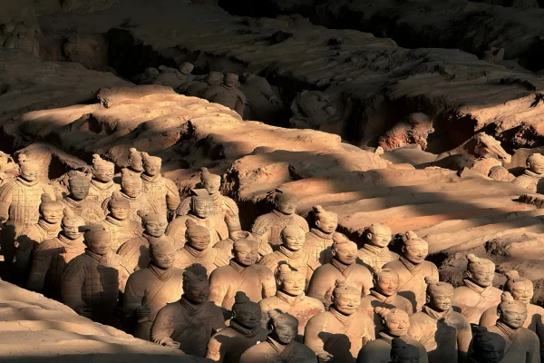 6-Day Best of Xi'an & Shaanxi: Terracotta Army, Mt. Huashan & Hukou Waterfall