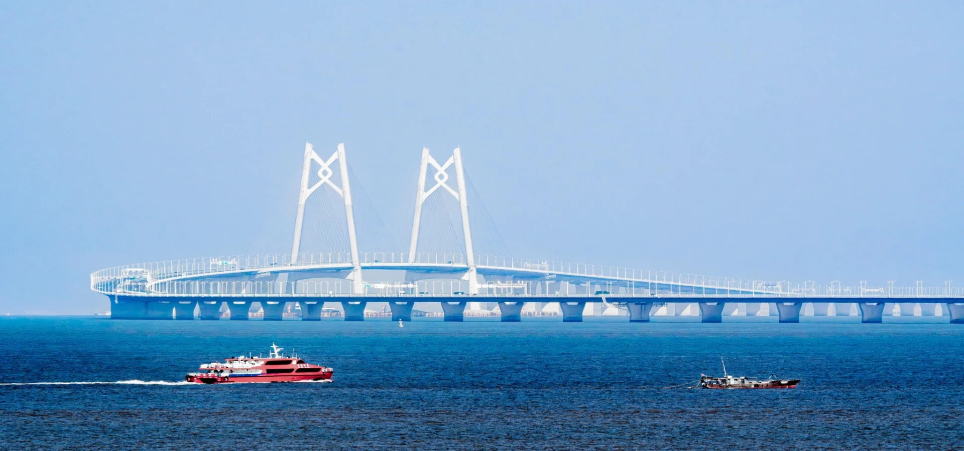 5-Day 4-Night Customized Tour-Guangdong–Hong Kong–Macau–Zhuhai