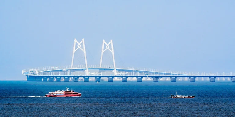 5-Day 4-Night Customized Tour-Guangdong–Hong Kong–Macau–Zhuhai