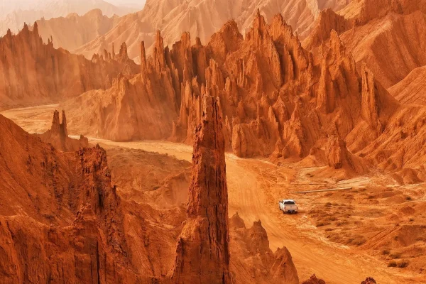 Silk Road Western & Southern Xinjiang: 10-Day Panorama Tour