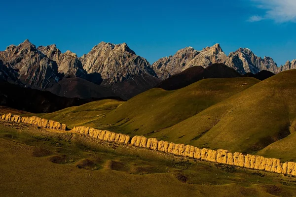 Qilian Mountain Hiking Adventure 6-Day Tour