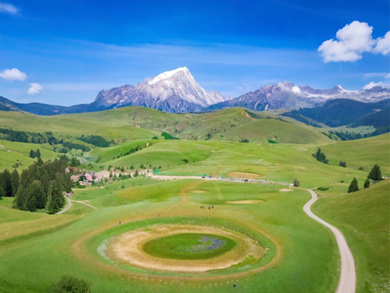 Hidden Shangri-La: 7-Day Mount Genie & Southern Route Light Hiking Tour