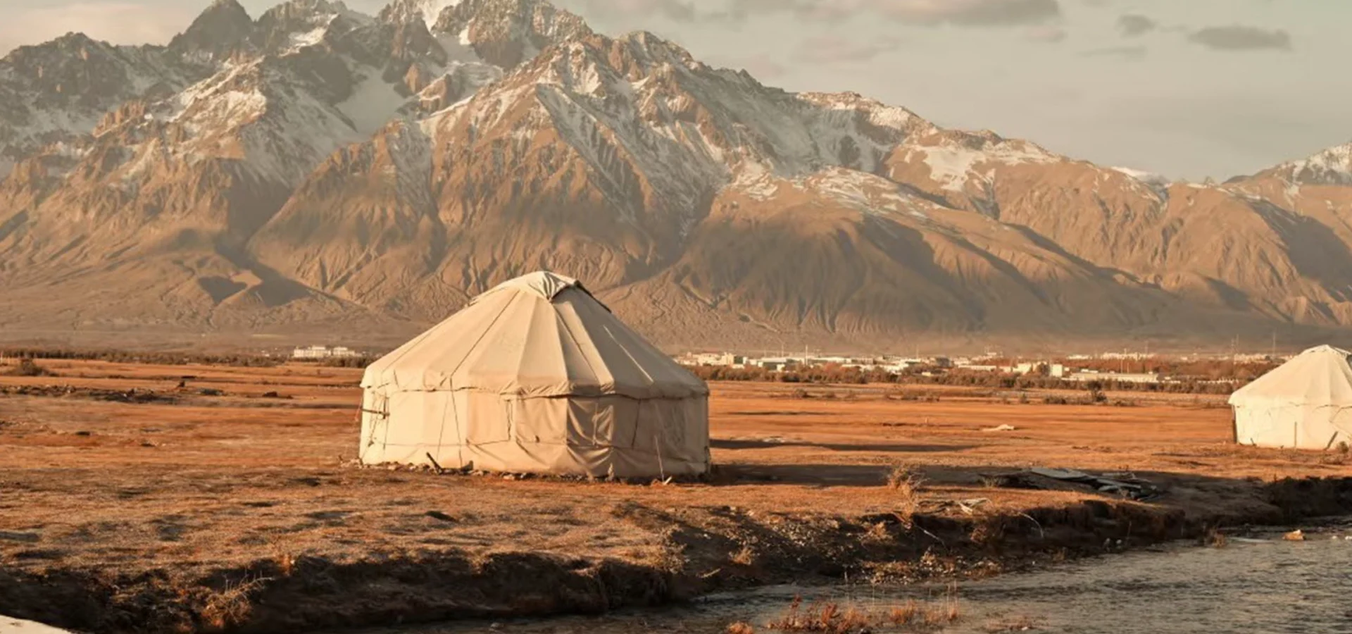 8-Day Southern Xinjiang Culture & Pamir Plateau Light Trekking Tour