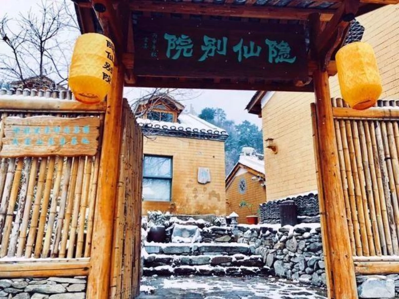 5-Day Wudang Mountain Sacred Heritage & Light Trekking Tour